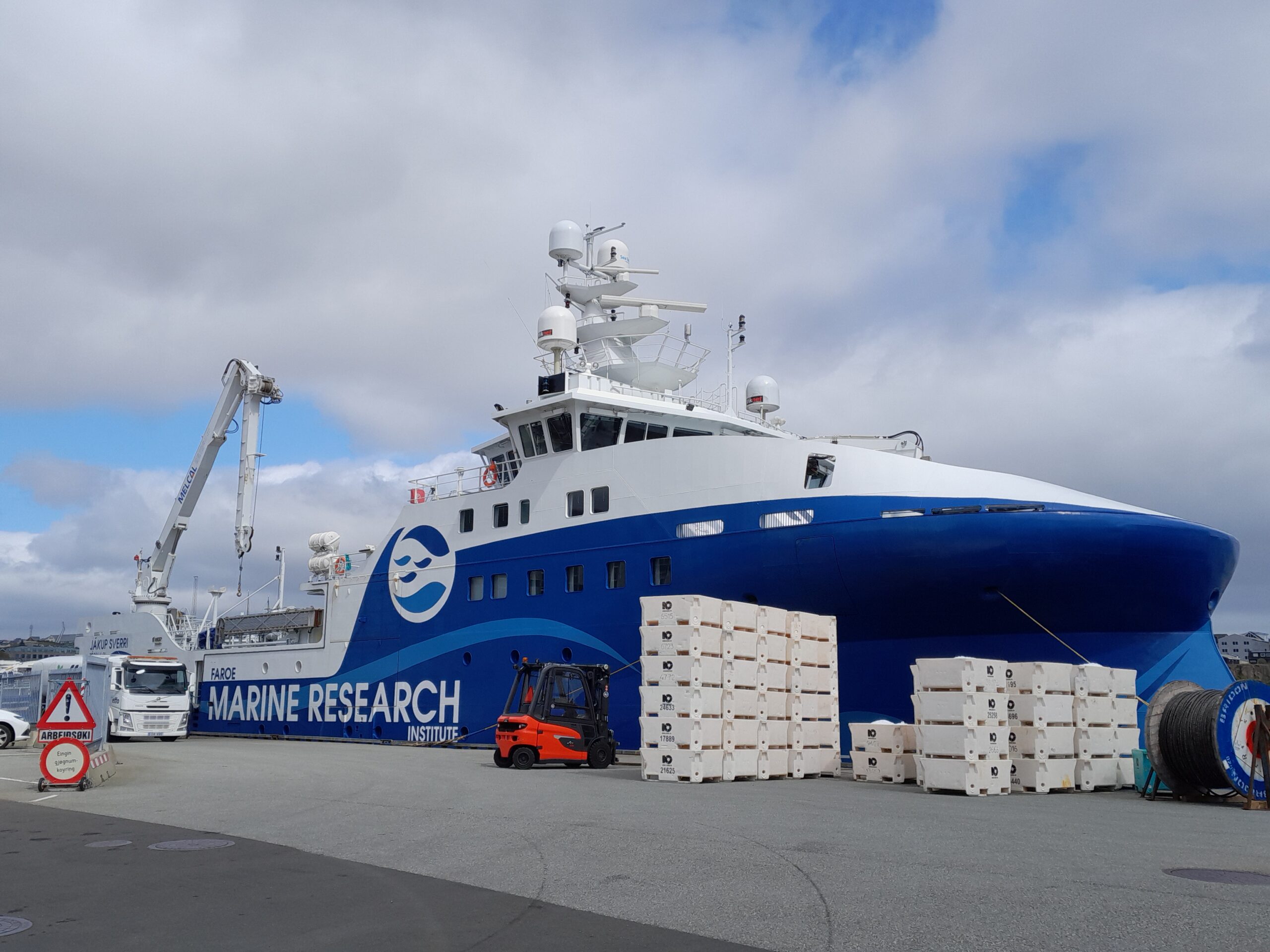 Endurlýsing eftir umsóknum til smærri verkætlanir 2025