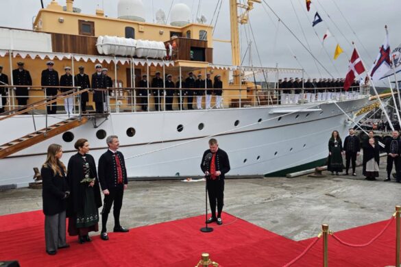 Kongshjúnini komin til Havnar