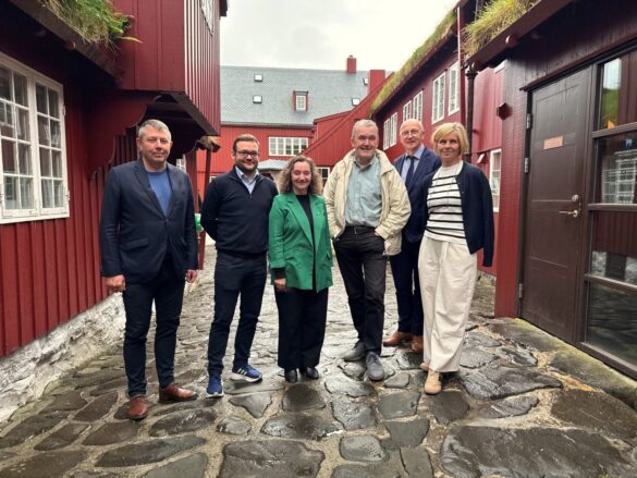 Landsstýriskvinnan kunnað vinnuna um landagóðkenning frá Brasil