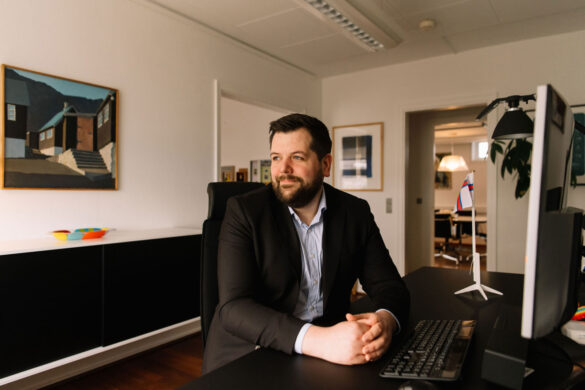 Hægri loft á endurgjald fyri mista arbeiðsinntøku