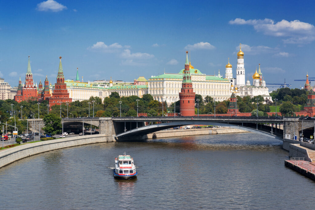 Russland herðir hybridkríggið – FE metir lágan, men vaksandi vanda fyri avmarkaðum álopi á NATO