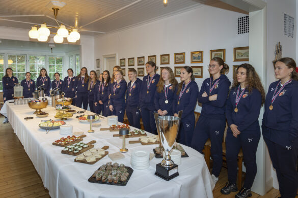 Steypavinnararnir hjá HB á vitjan