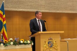 Røða løgmans í Stokkhólmi: De små samfunds lys er ikke mindre, fordi de lyser for færre