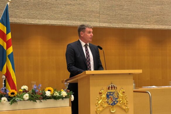 Røða løgmans í Stokkhólmi: De små samfunds lys er ikke mindre, fordi de lyser for færre