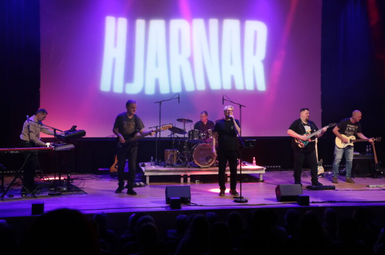 Hjarnar Heiðraðir við Mentanarheiðursløn Nósloyar Páls