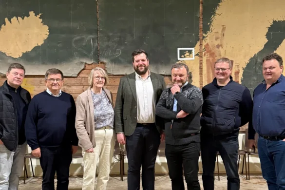 Landsstýrismaðurin kunnaði seg um Krígssavnið