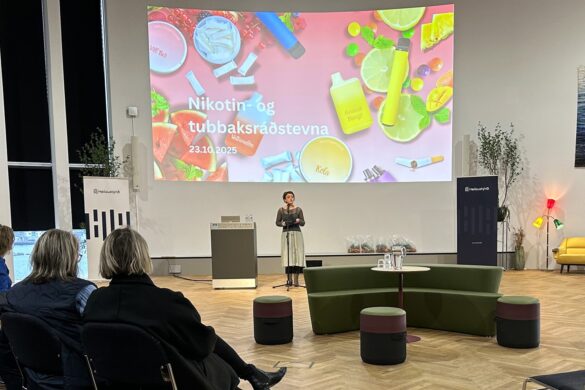 Landsstýriskvinnan setti Nikotin- og tubbaksráðstevnuna