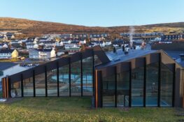 Svimjihøllin innvígd