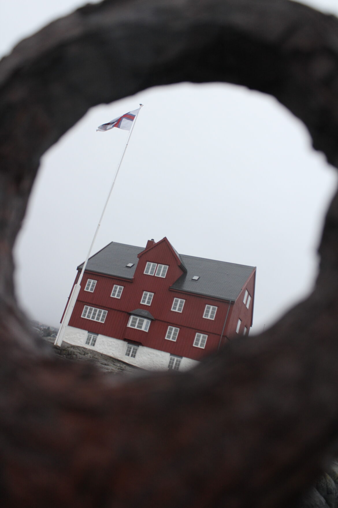 Hví Siri Stenberg? – Ein Spurningur um Rættvísan Politikk og Søguligt Samstarv